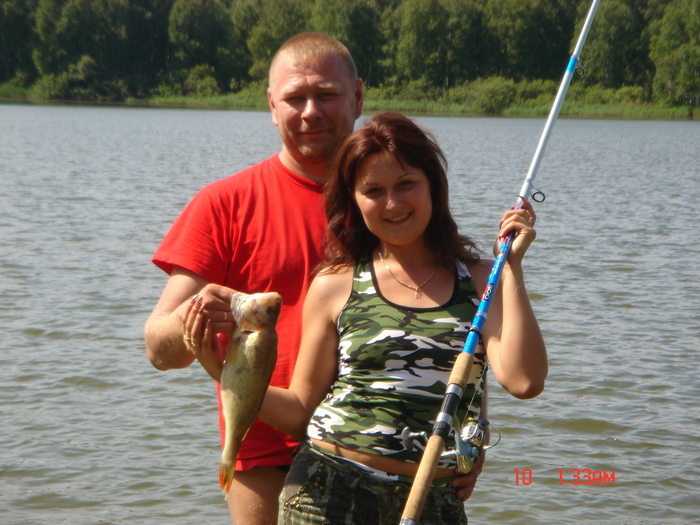 Чистое рыбалка. Чистые пруды рыбалка. Супруга на рыбалке. На рыбалке с женой.