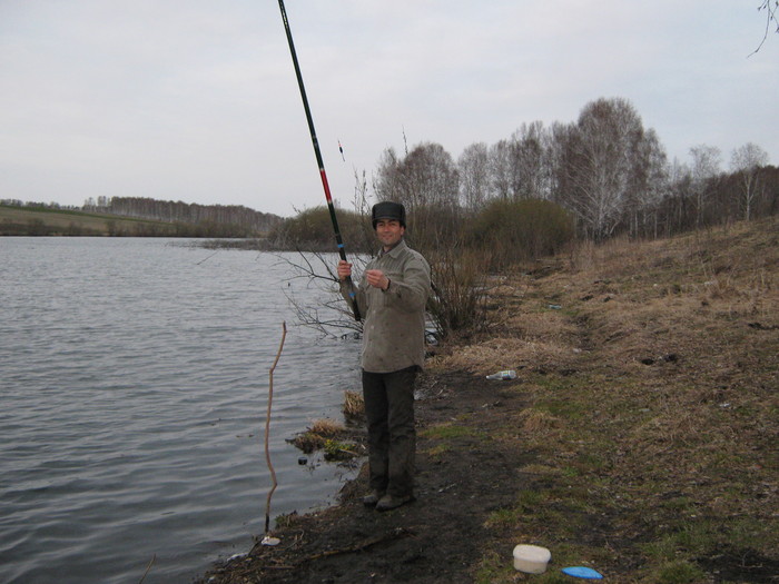 15 пруд Мошково 22 мая было очень холодно, рыба ушла за дальний кордон!!!