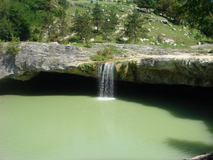 Водопад рядом с Пазином