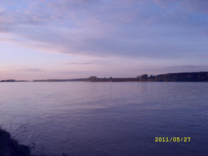 Вид на Бибиху с левого берега.