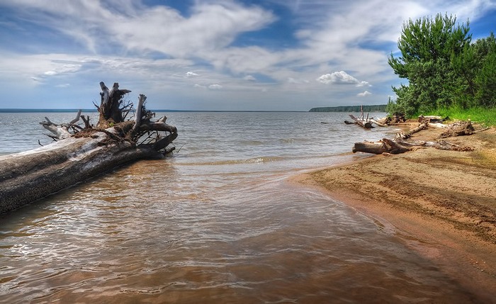 На Обском водохранилище.