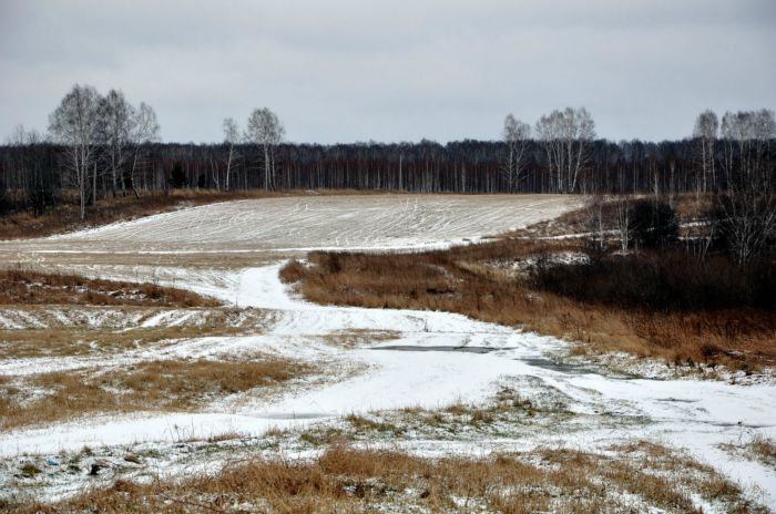 Паровозный. Дороги к реке.