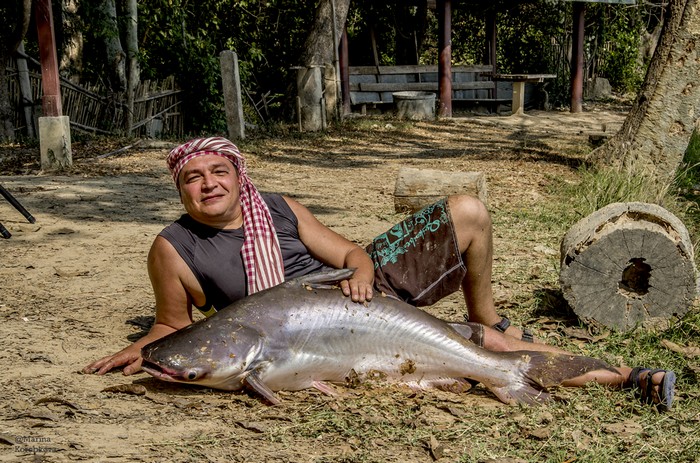 Рыбалка на озере, севера Таиланда. 55 кг рыбка.