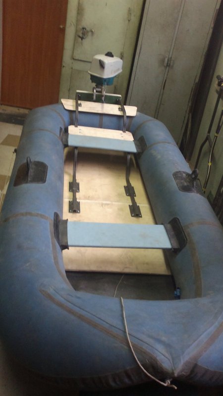 Как приклеить навесной транец на лодку ПВХ – установка навесного транца
