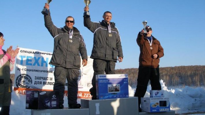 Новосибирские спортсмены привезли золото с чемпионата Алтайского края по ловле на мормышку