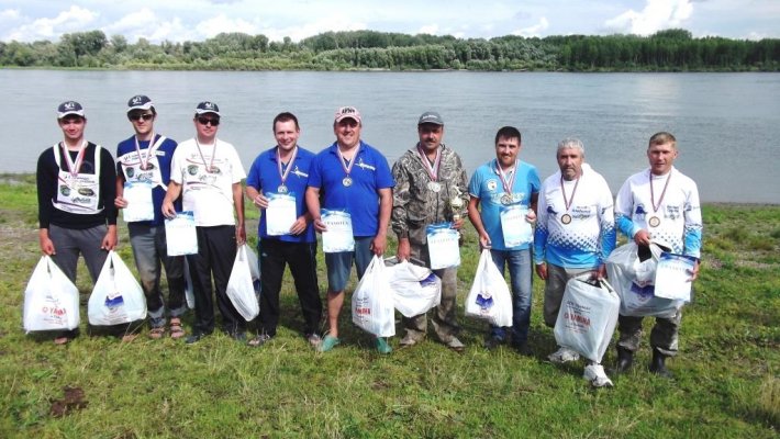 Команда FishingSib - серебряный призер чемпионата Томской области