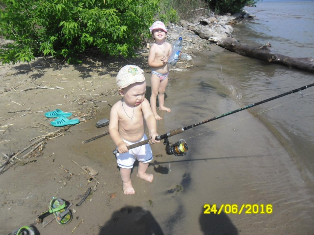 Еременко самый младший на рыбалке