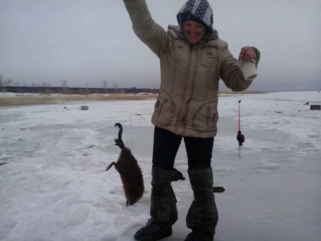 Рыбаки ловили рыбу, а поймали...)))