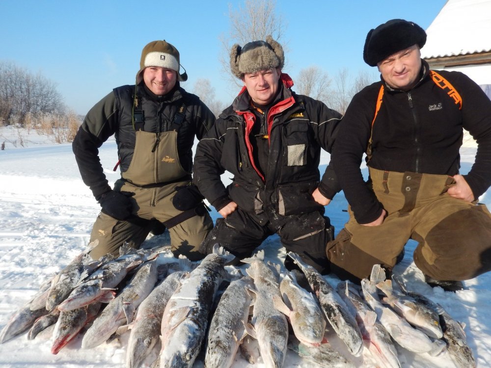 Зима наступает медленно, большие водоемы еще не принимают поэтому подойдет любимый Зима наступает медленно, большие водоемы еще не принимают поэтому подойдет любимый