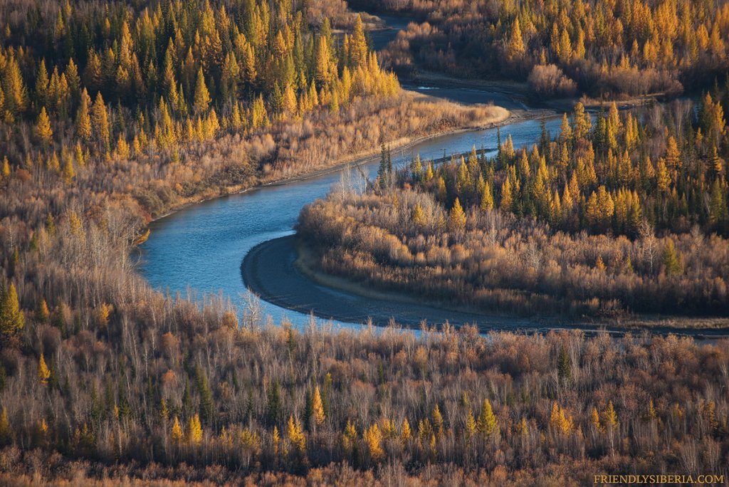 Изгиб реки Чуя, Горный Алтай, осень 2017года.