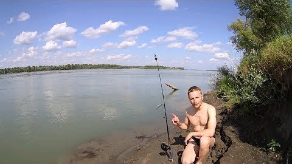 Погнула подставку и утащила спининг! И всё-таки её поймал!!! Рыбалка с ночевкой на берегу реки. Погнула подставку и утащила спининг! И всё-таки её поймал!!! Рыбалка с ночевкой на берегу реки.