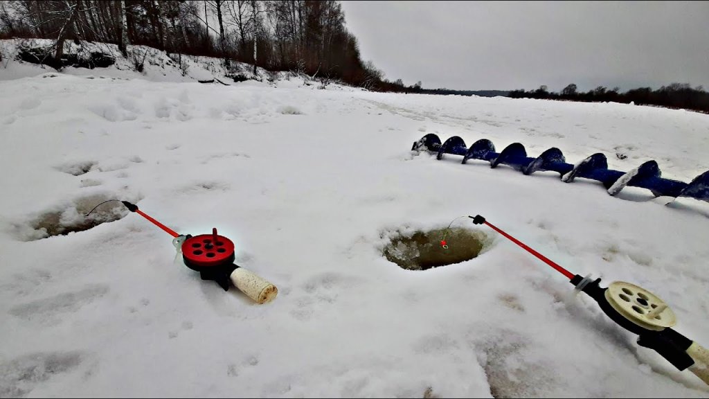 Рыбалка на реке зимой - ловля сопы на мормышку…