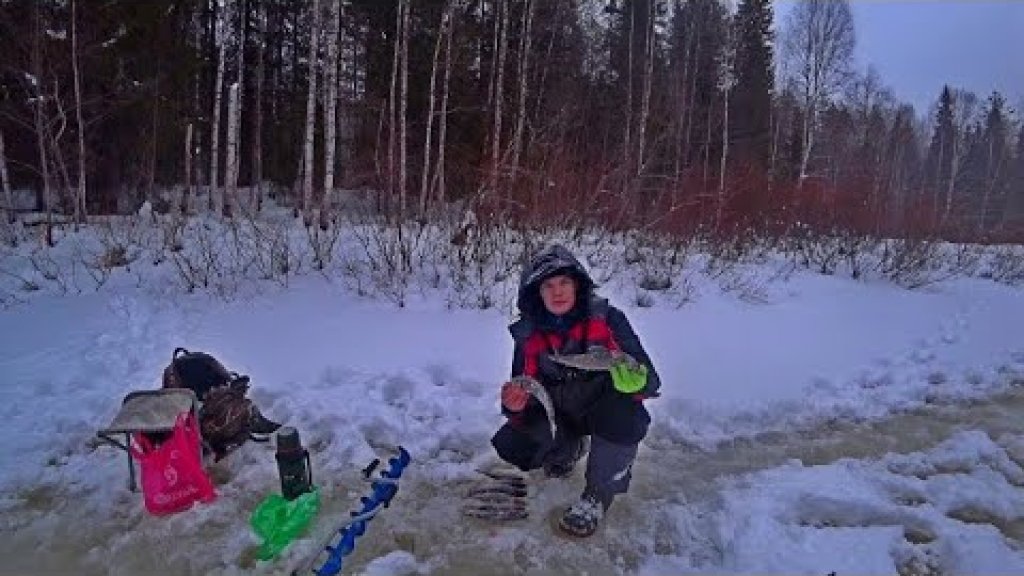 Рыбалка на хариуса в глухозимье! Отличный улов! Обзор новых сапог TORVI