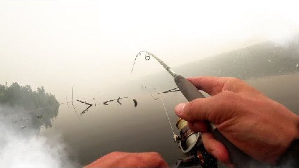 Рыбалка в дыму Якутии.