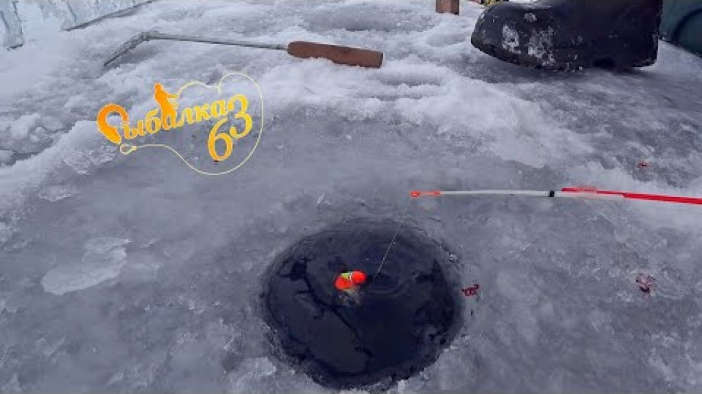 Зимняя рыбалка на донку на течении, мороз сидим в палатках