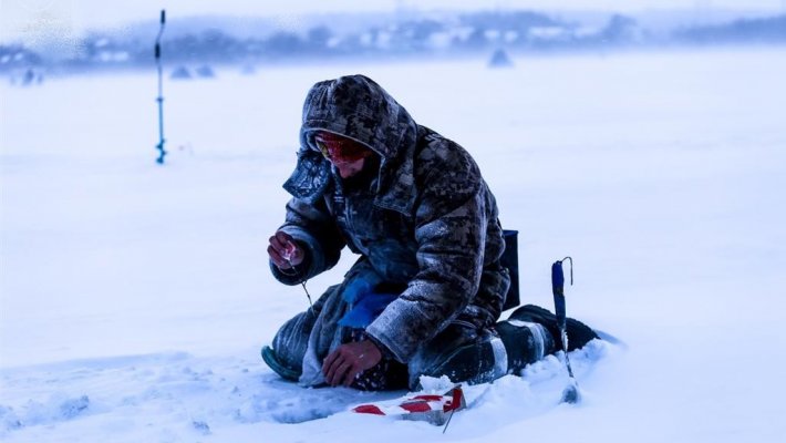 Фотоконкурс для любителей зимней рыбалки «Суровый лед»