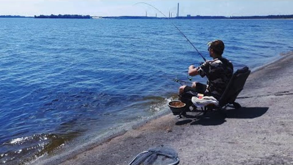 Лещ и карась на водохранилище...Рыбалка на фидер с дамбы Лещ и карась на водохранилище...Рыбалка на фидер с дамбы