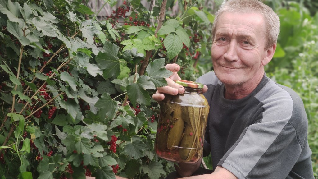Не вылезаю из мастерской Не вылезаю из мастерской