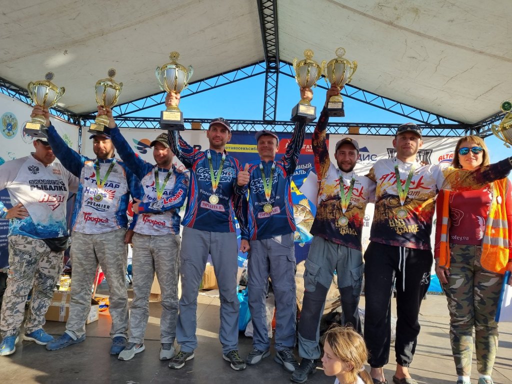 Золотая осень 2022 - команда FishingSib победители!