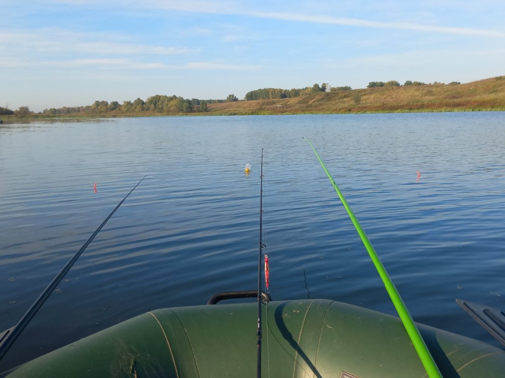 По тихой воде