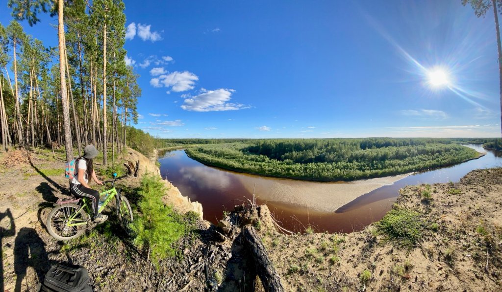 На берегу извилистой Кемпендяйки.