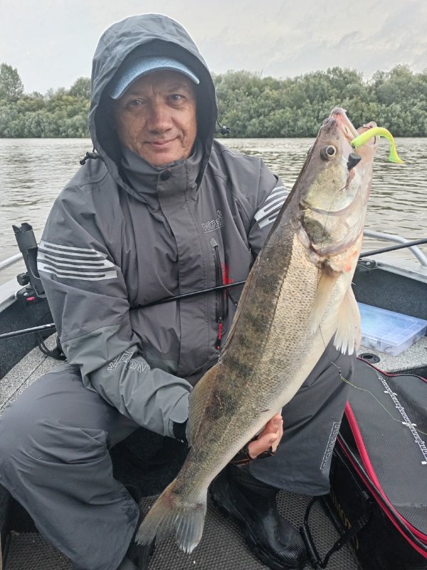 Рыбалка джигом р.Томь 2025г