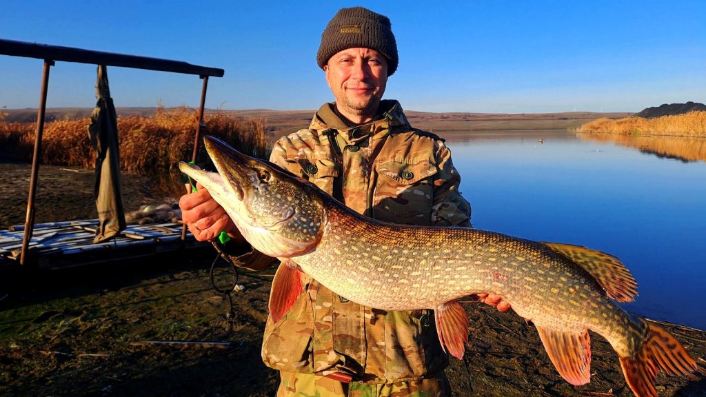 Осень, осень, блесну щуке я забросил...