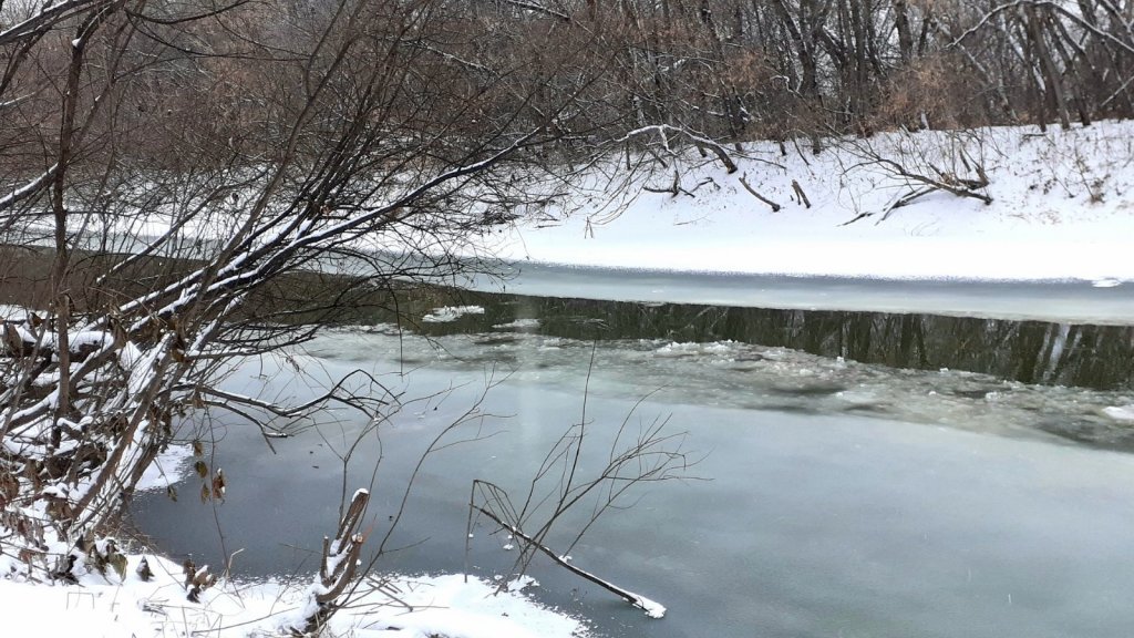 Протока на Ине. Издревая.