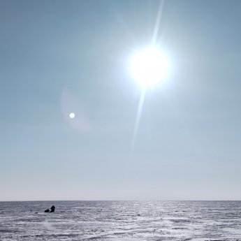 В лучах рыбацкой надежды на ОВХ.