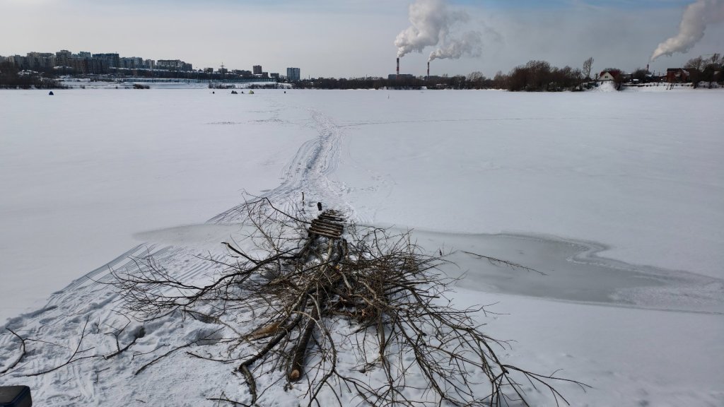 Левая Обь, выход на лед.