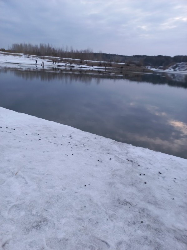 С жидкой водой