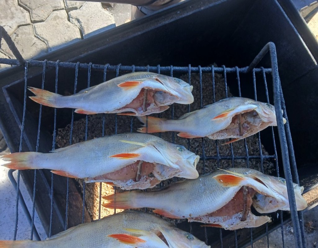 "Под холодное"