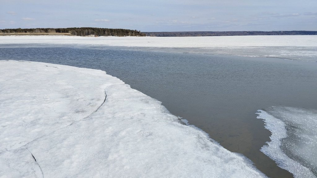 Чистая водица у Аванпорта.