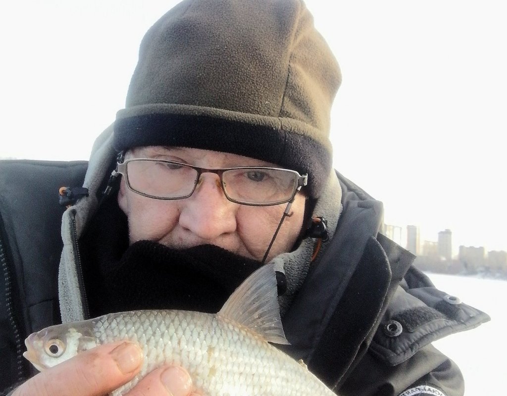 На рыбалке.