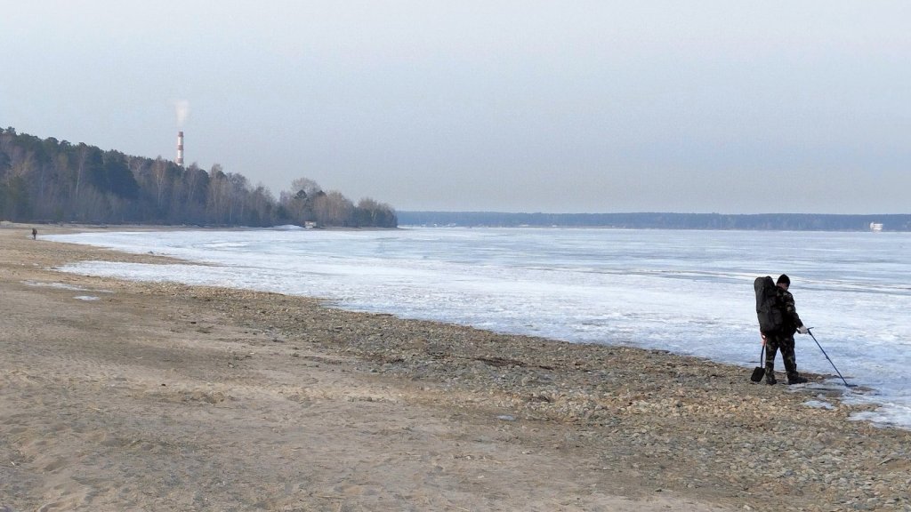 Межсезонье... Миноискатели пришли на смену эхолотам.