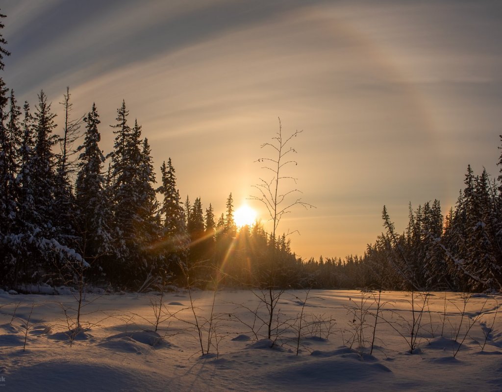 Таёжный закат на старице Вилюя.
