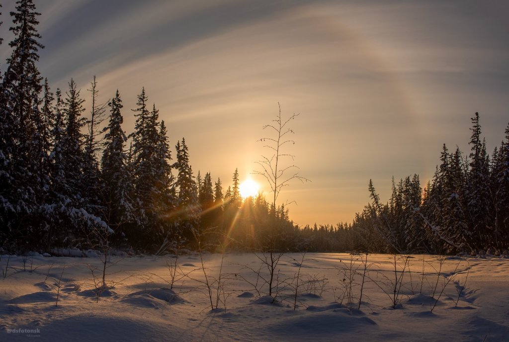 Таёжный закат на старице Вилюя.