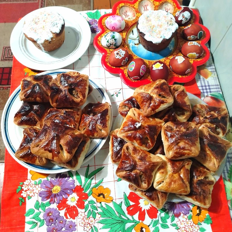 С праздником Вас, православные.