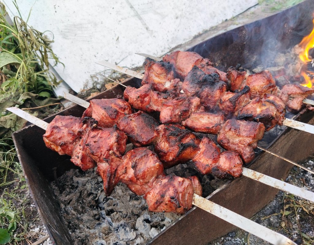 На любителя, свинина.