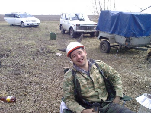 Брат. Празднуем открытие весенней охоты.