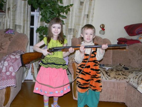 Чистка ружья от детей отбоя нет!))