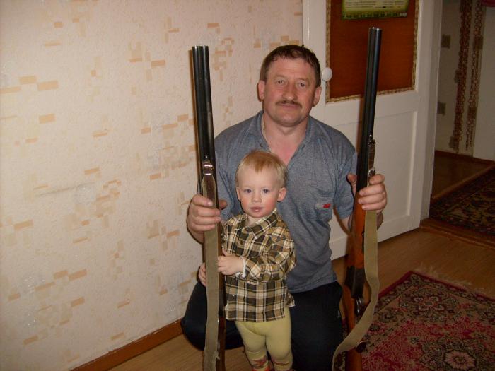 Я тоже пойду с дедом на берлогу! Вот только подрасту немного...
