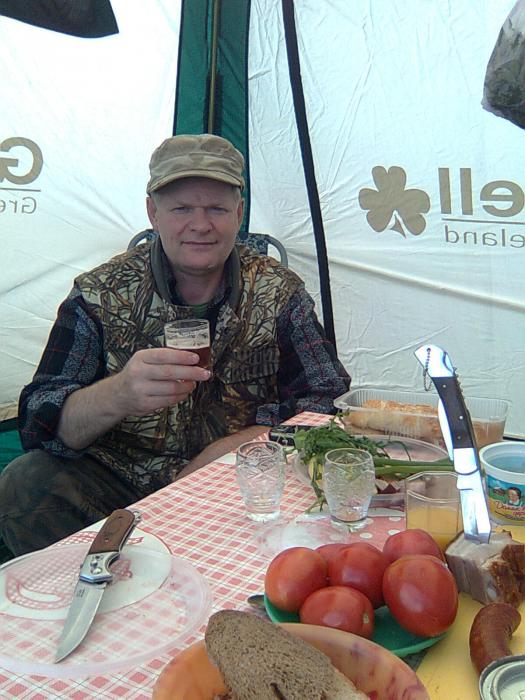 До открытия ещё целый день
