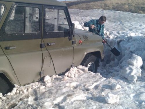 Вот так весной ездим)))