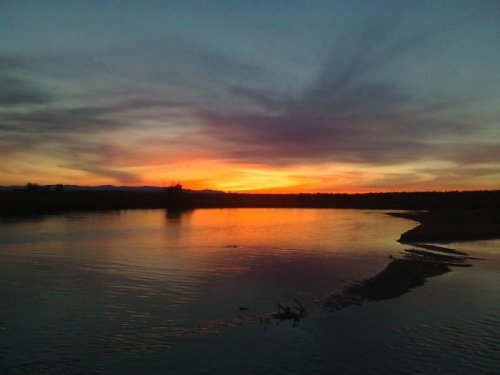 Закат на реке Уда...