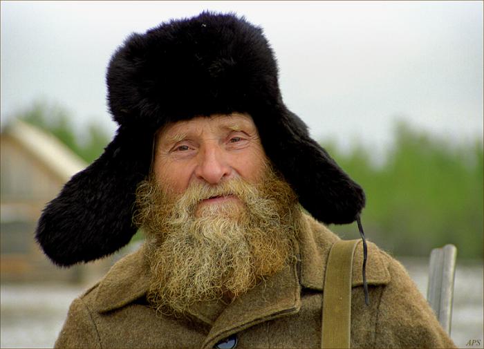 Кузьма Иванович, охотник-медвежатник из фактории Сым. 