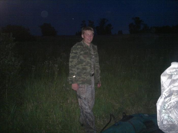 по очереди греемся)