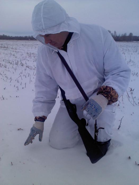 А зайчик то кровит!