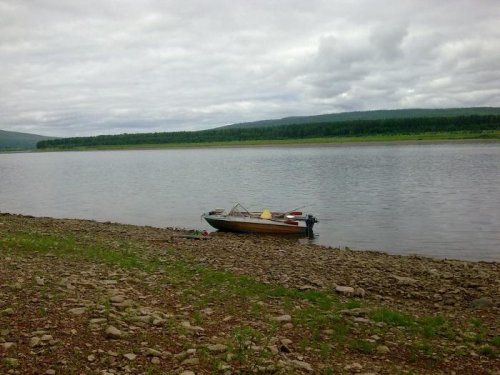 Лодка и мотр