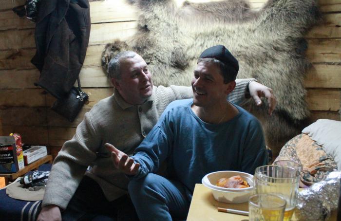 Зима, изба, рассказы об охоте